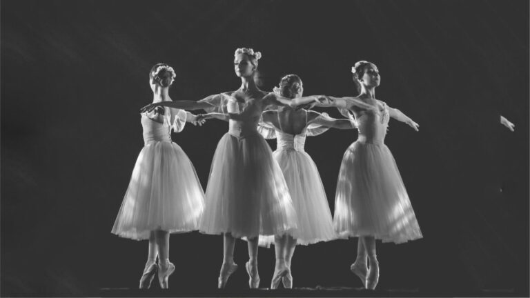 3 Ballerinas